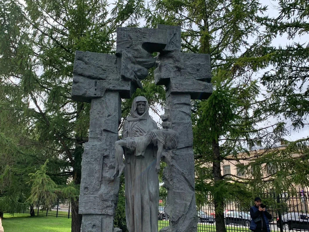 Памятник жертвам беслана