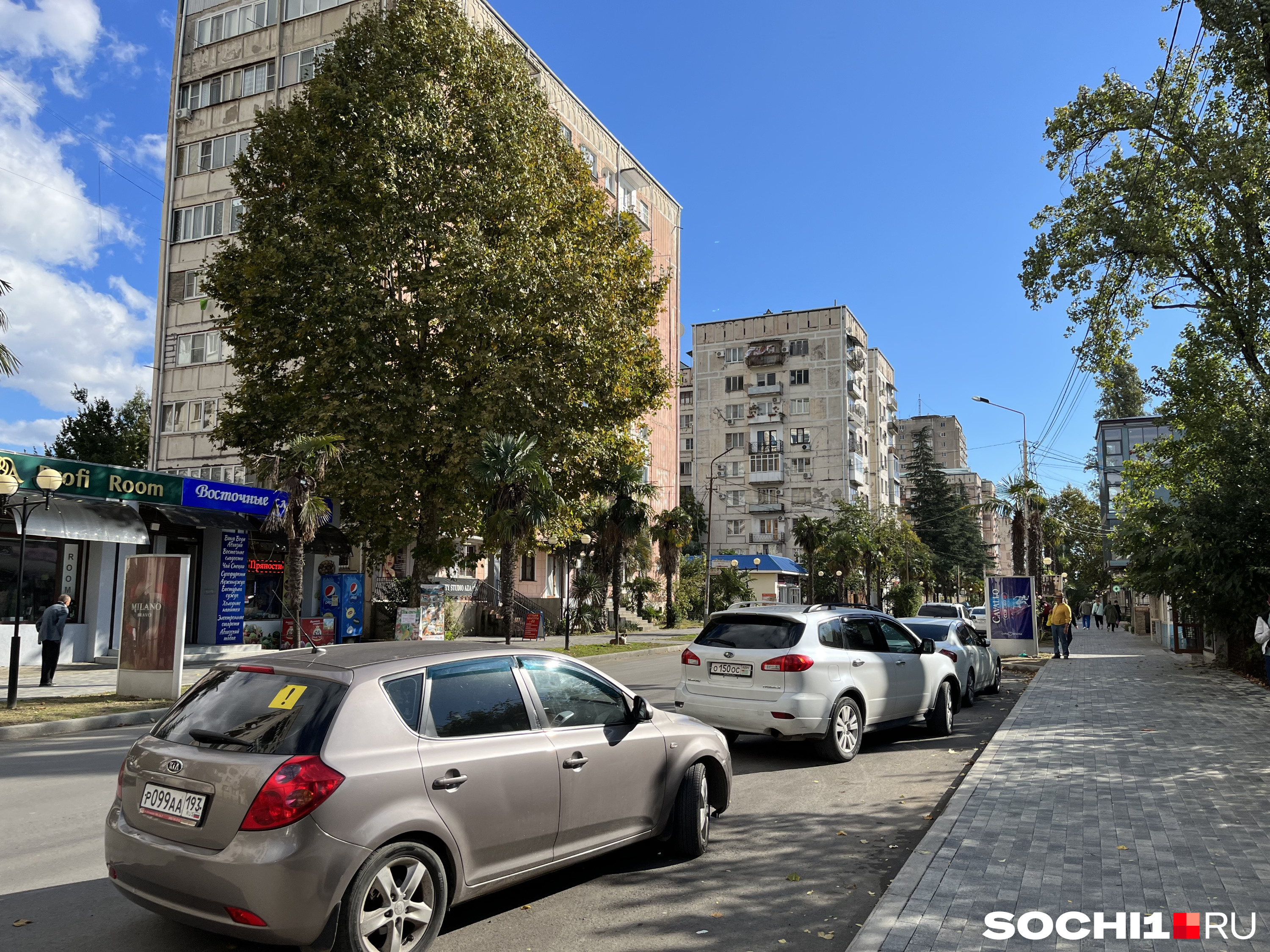 Найти парковку для автомобиля в Абхазии вообще не проблема