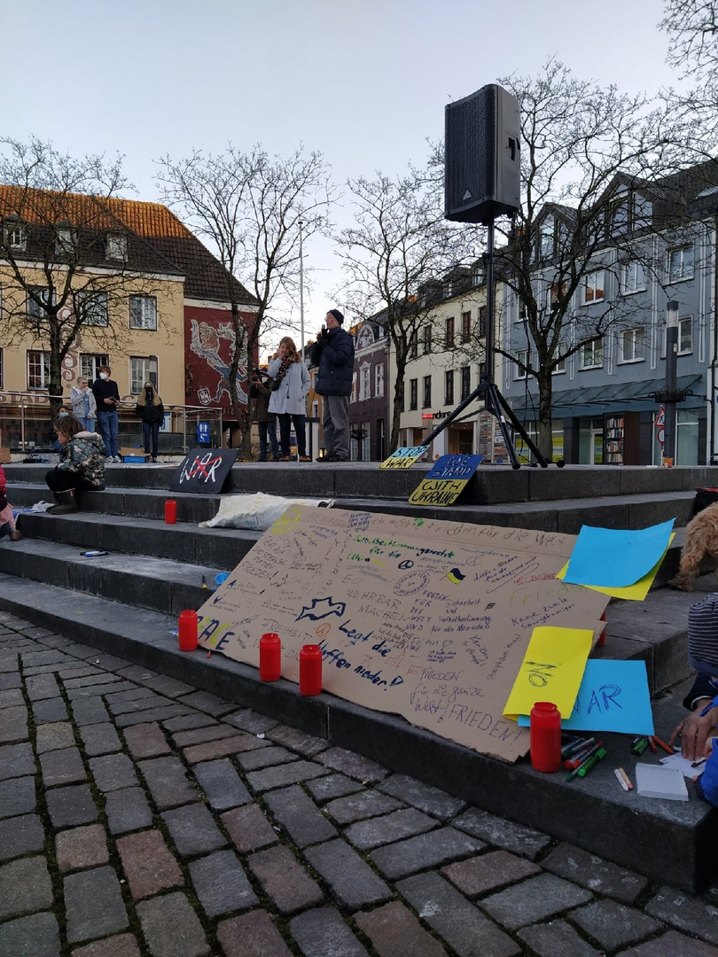 Акция в поддержку Украины в Ксантене Акция в поддержку Украины в Ксантене
