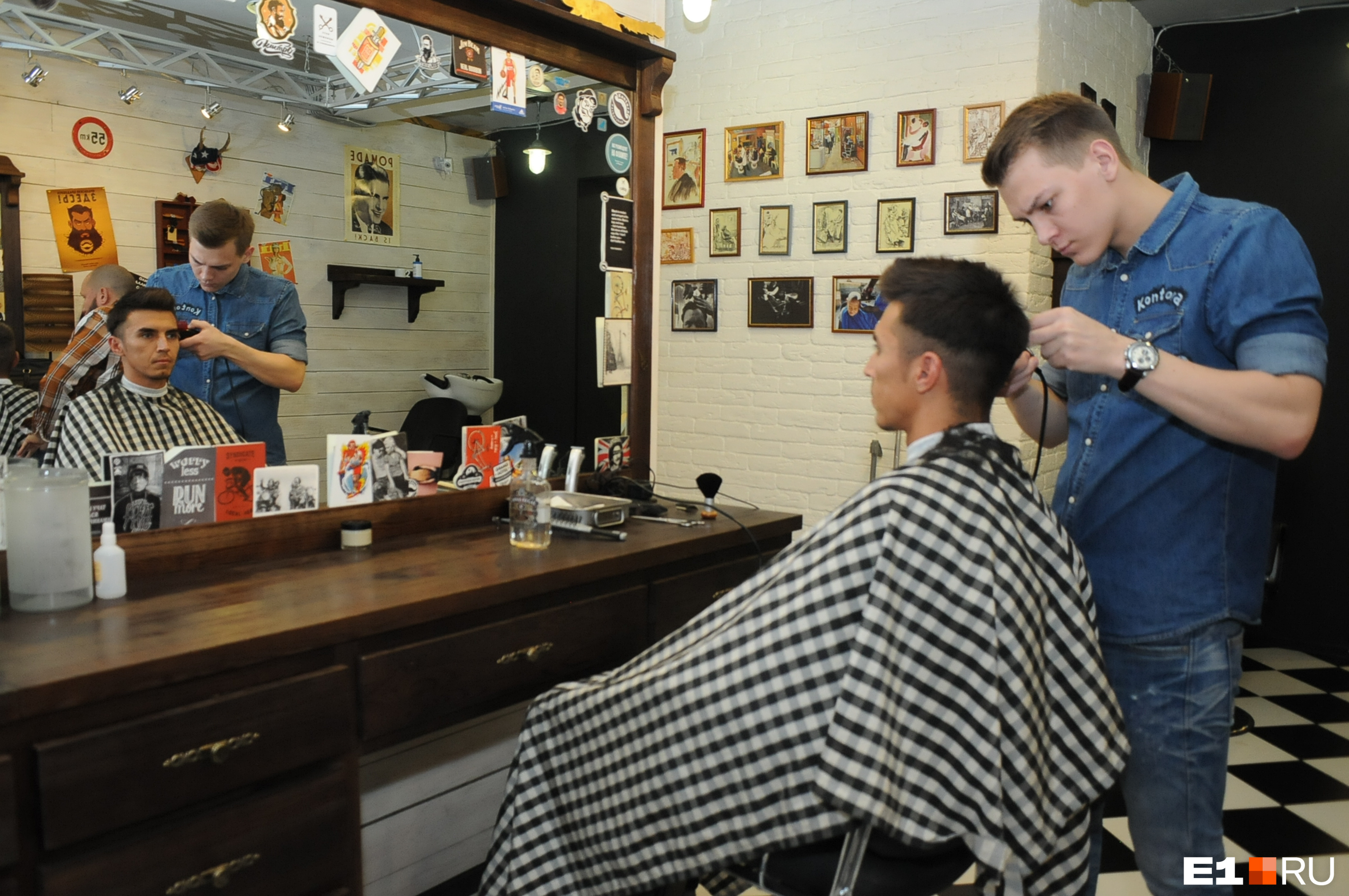 На работу парикмахером-универсалом ждут в том числе студентов