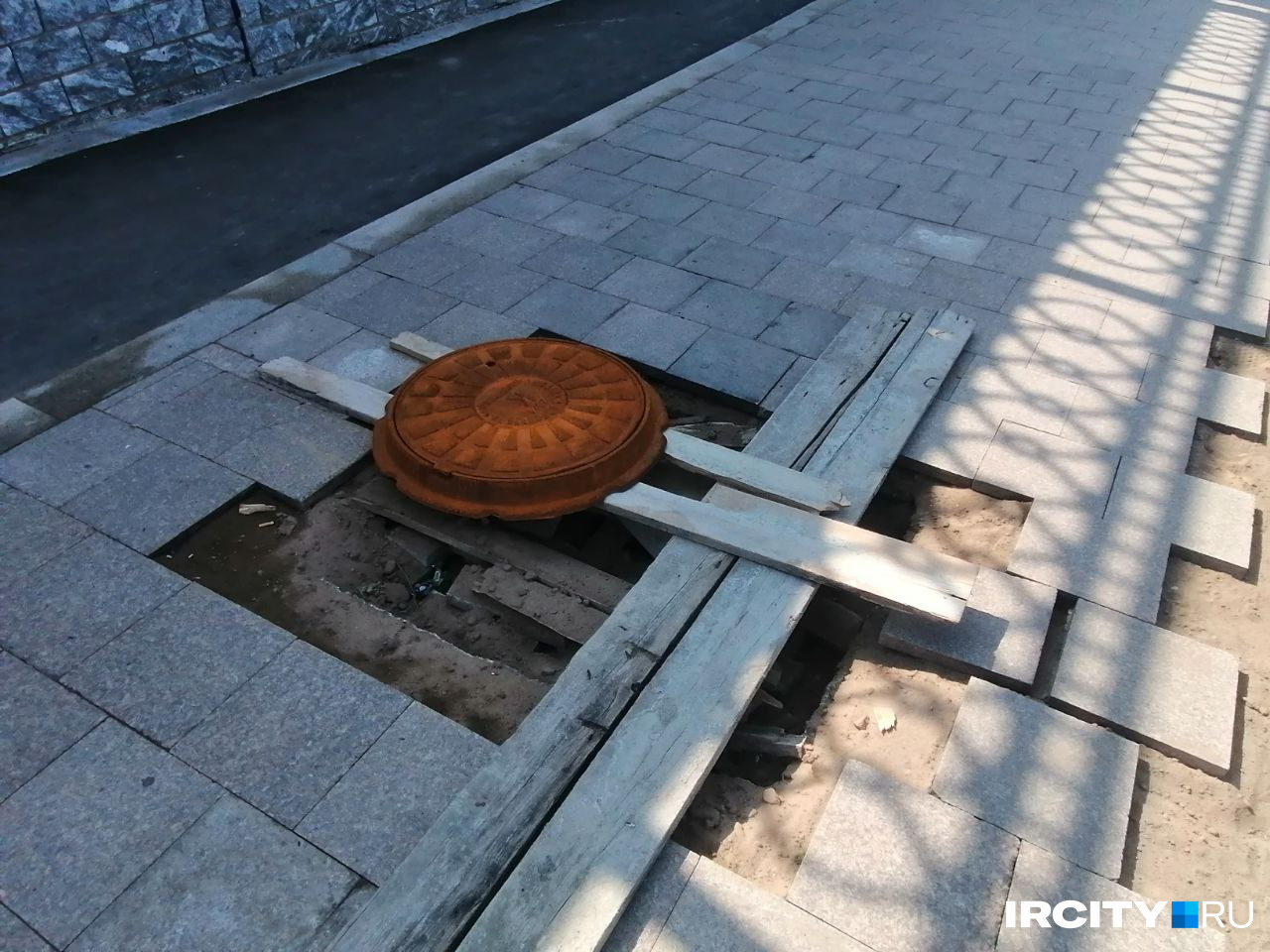 Колодец на нижнем ярусе Колодец на нижнем ярусе
