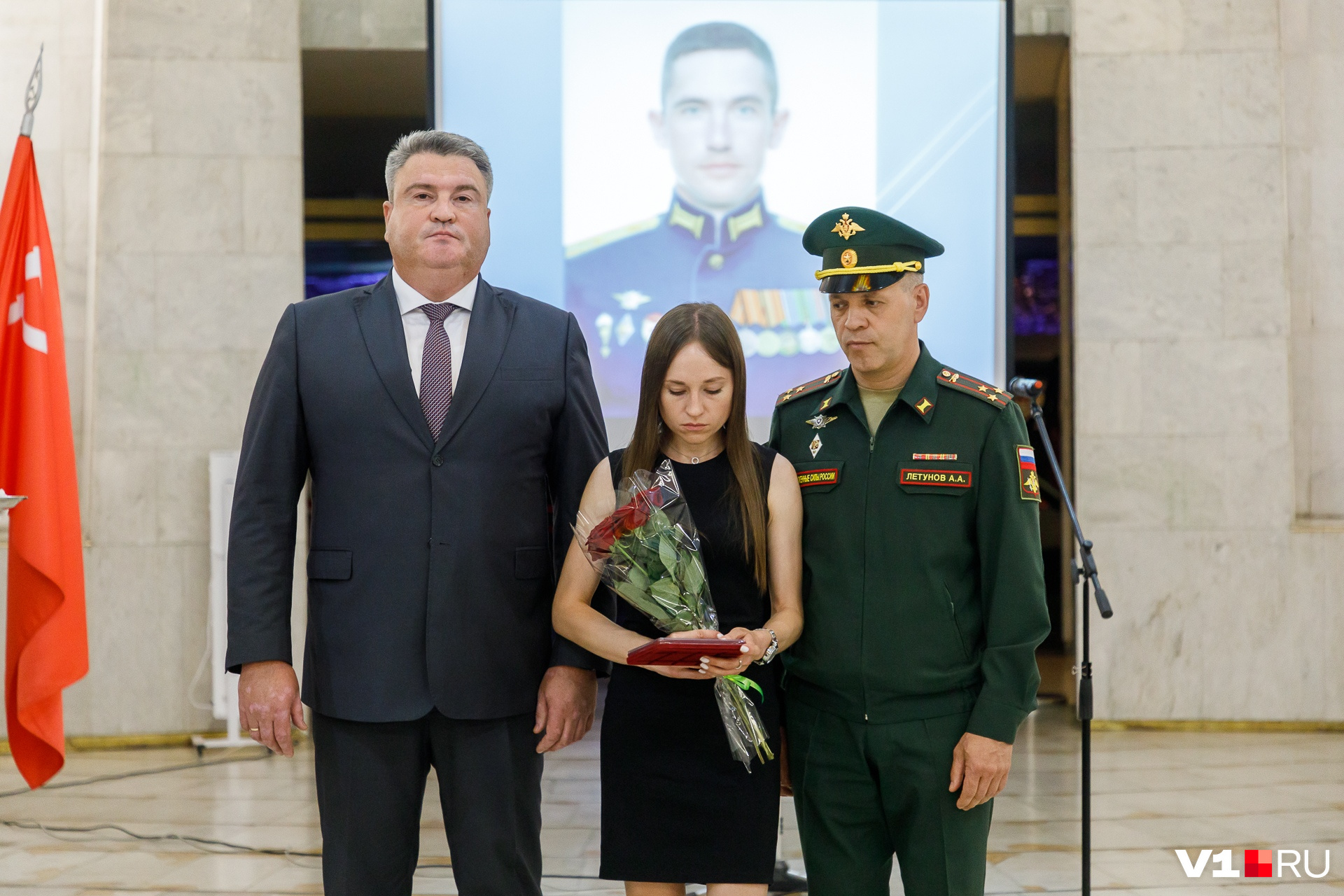 Награждение за авдеевку. Вручение ордена Мужества посмертно. Награждение орденом Мужества. Вручили награды семьям погибших сво. Вручение ордена Мужества Волгоград.