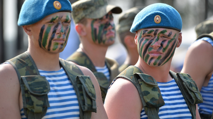 «Расплескалась синева»: как проходит День ВДВ в Кузбассе