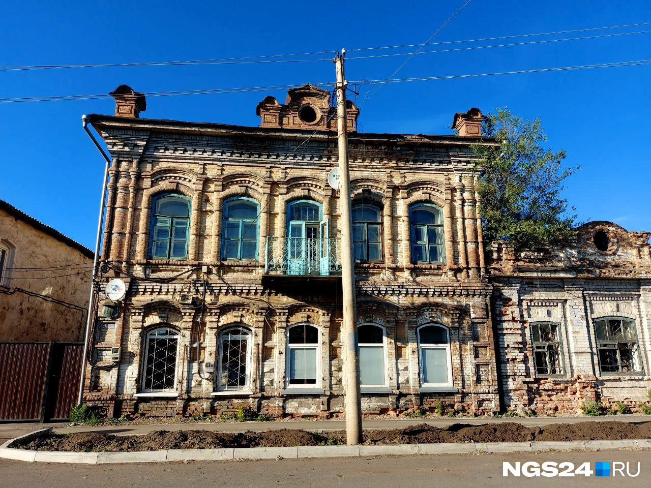 В старом центре Минусинска много красивых дореволюционных зданий