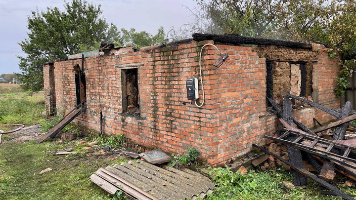 Мужчина погиб в пожаре в частном доме на Кубани