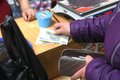«Это только на бумаге»: экономисты не поверили в снижение уровня бедности в России