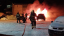 Спасатели второй раз за месяц приезжали тушить пожар к автосалону Nissan в Архангельске