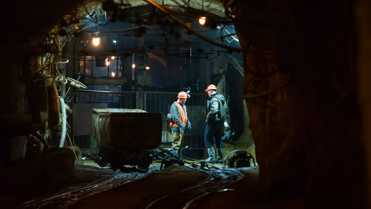 «Шахты всё равно затопят». Сход граждан прошел в Вершино-Дарасунском, где сократили 137 сотрудников золотодобывающей компании