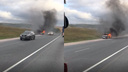 «Жигули» сгорели на трассе под Искитимом — публикуем видео пожара