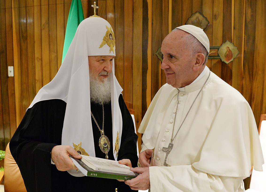 Патриарх Кирилл и Папа Римский Франциск на Кубе в 2016 году.