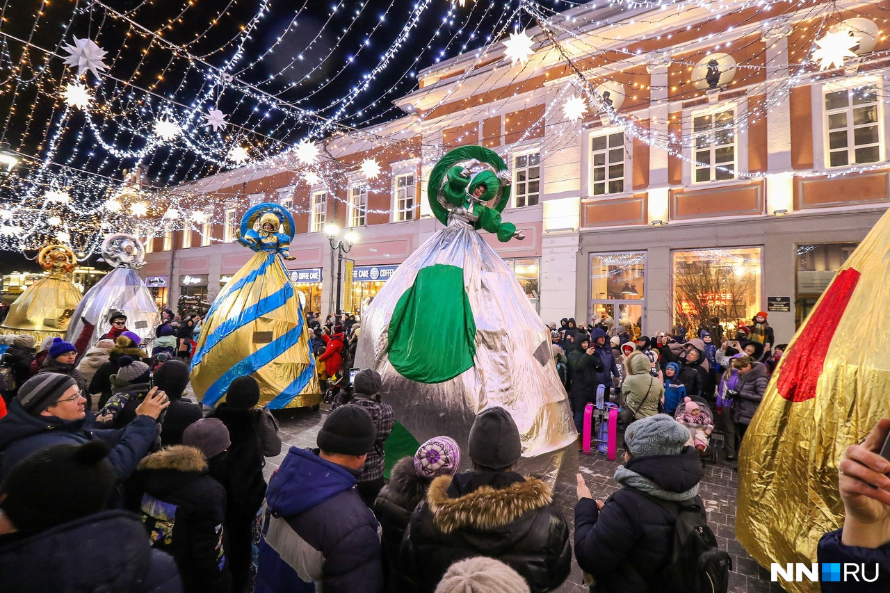 Куда сходить в нижнем новгороде в новогодние. Празднование нового года. Рождественские праздники. Новогодние гуляния. Новый год (праздник).