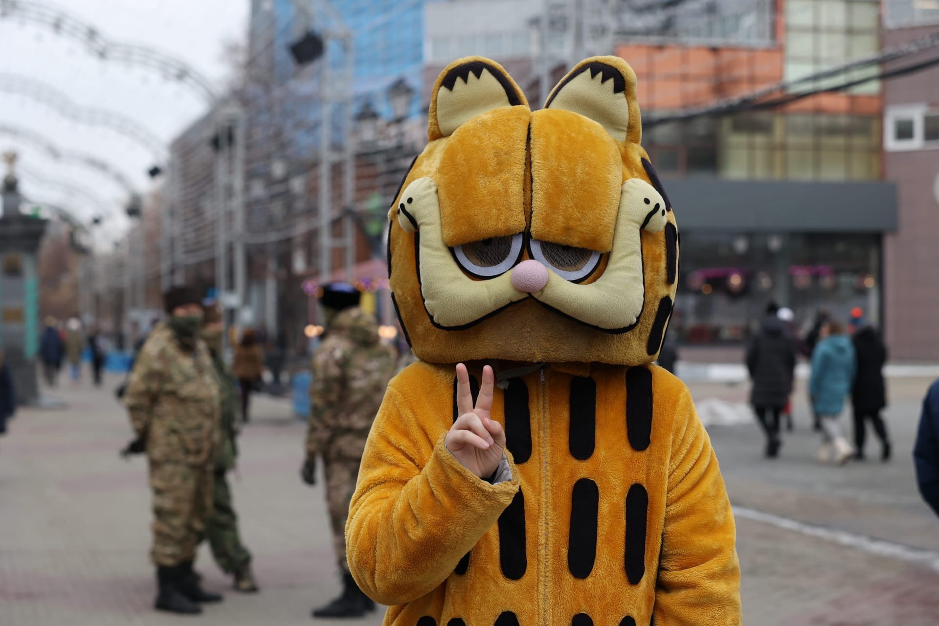 Мира в ваш дом! Мира в ваш дом!