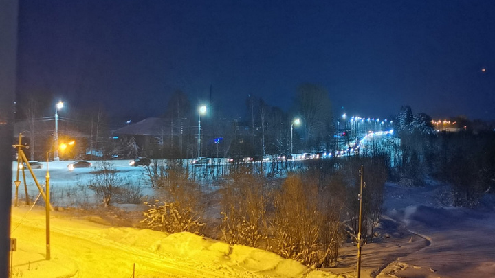 В Архангельске собралась большая пробка из-за ДТП на Ленинградском проспекте