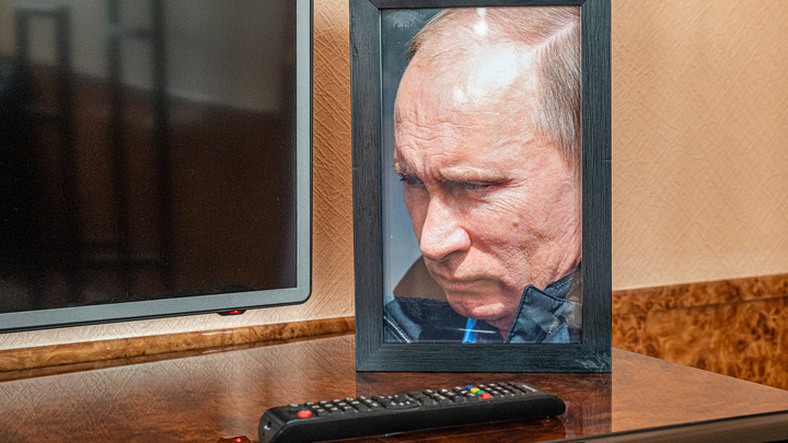 «Россия 1» пустит в эфир гранд-шоу с учителями. Это поручение Путина