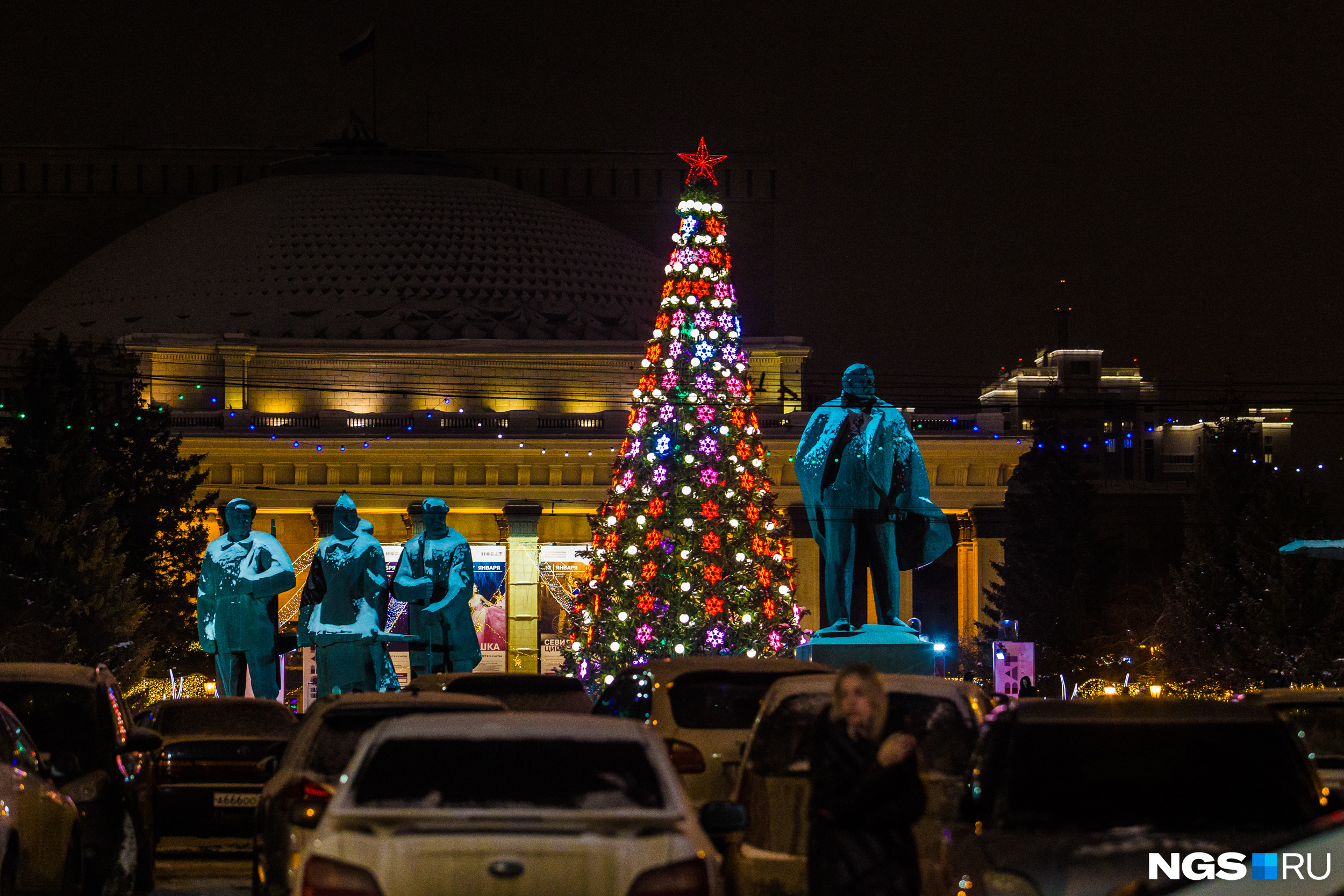 В Новосибирске отменили концерт и фейерверки в честь Нового года