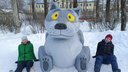 «Щас спою!» В Кулое построили снежного волка из советского мультфильма
