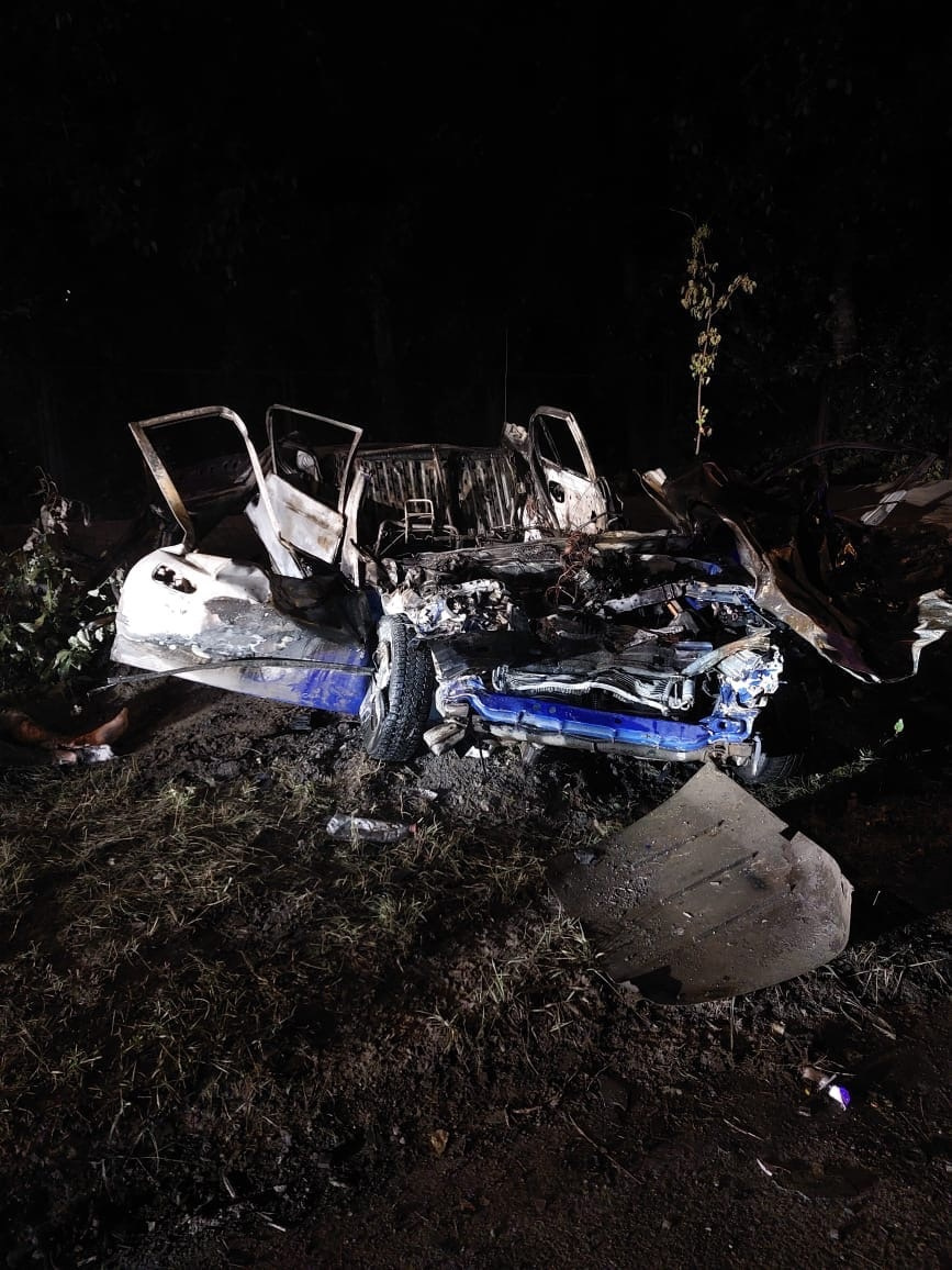 В машине, которая влетела в скорую, погибли четыре человека, в том числе двое подростков