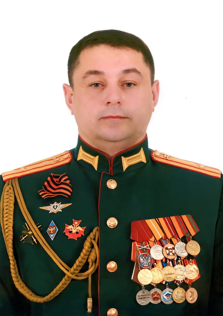 Владимиру Долгих было 43 года Владимиру Долгих было 43 года