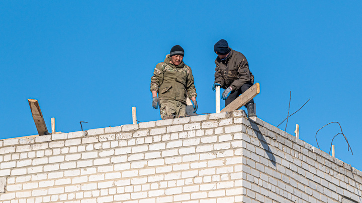Минздрав объяснил причины обрушения потолка в кузбасской больнице