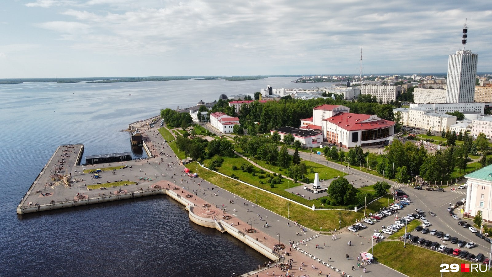 П г архангельский. Архангельск с высоты. Архангельск фото. Архангельск город воинской славы. Архангельск люди.