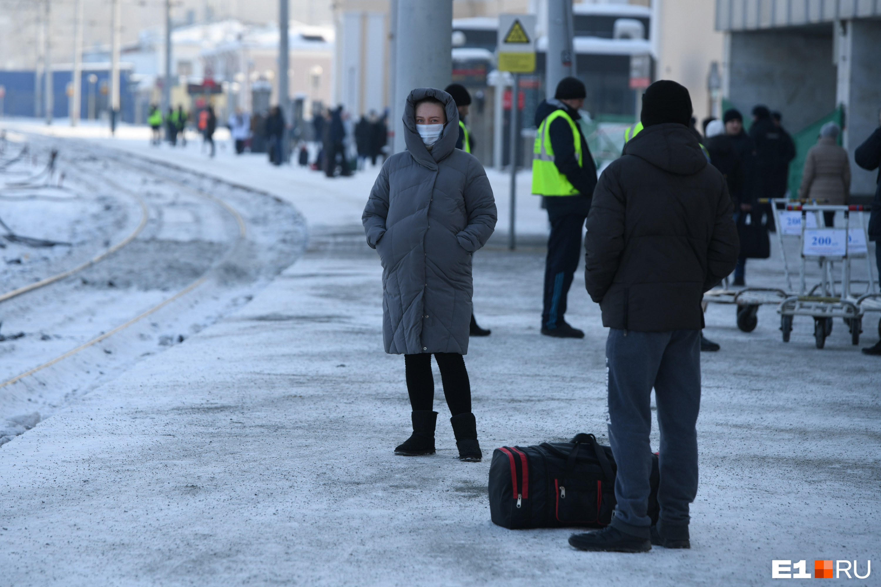 Заразиться новым вариантом коронавируса можно уже через два дня после контакта с заболевшим