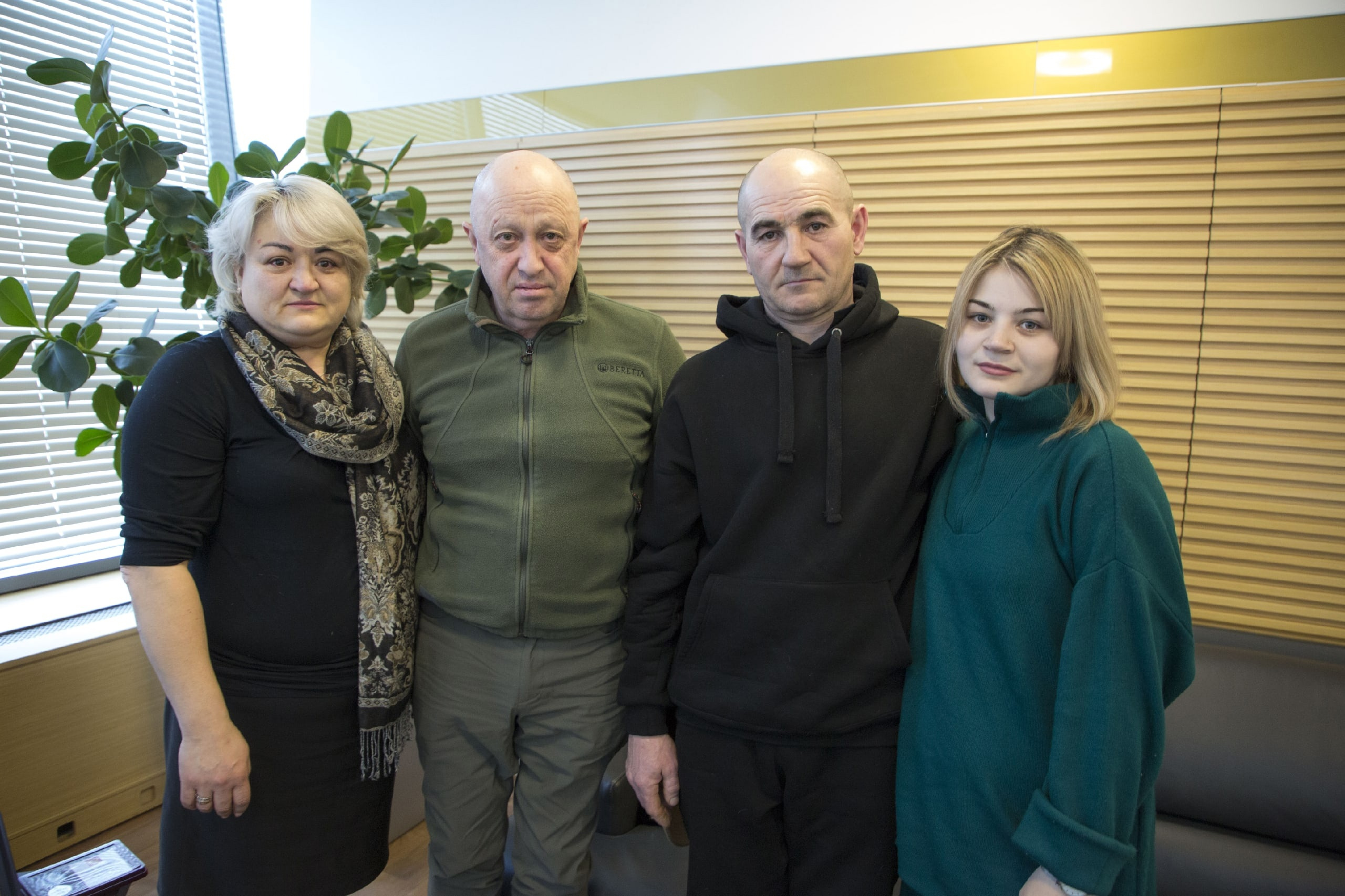 Евгений Пригожин пригласил семью бойца ЧВК на личную встречу