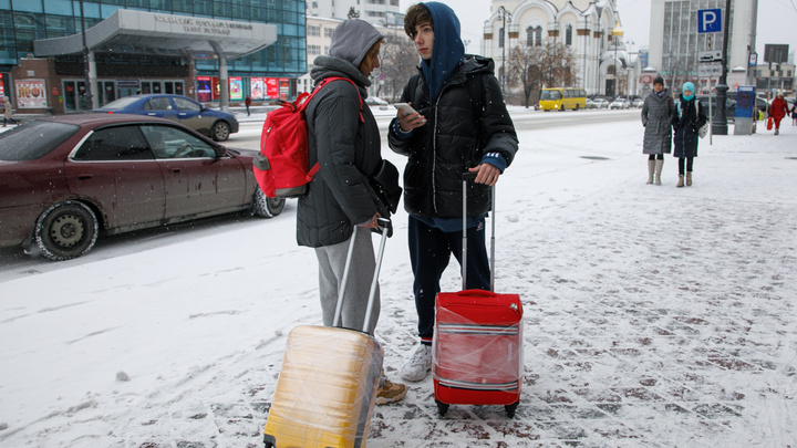 «Неумное ты создание, возьми сумки!» HR-директор из Екатеринбурга объяснила, зачем помогать женщинам в 21-м веке