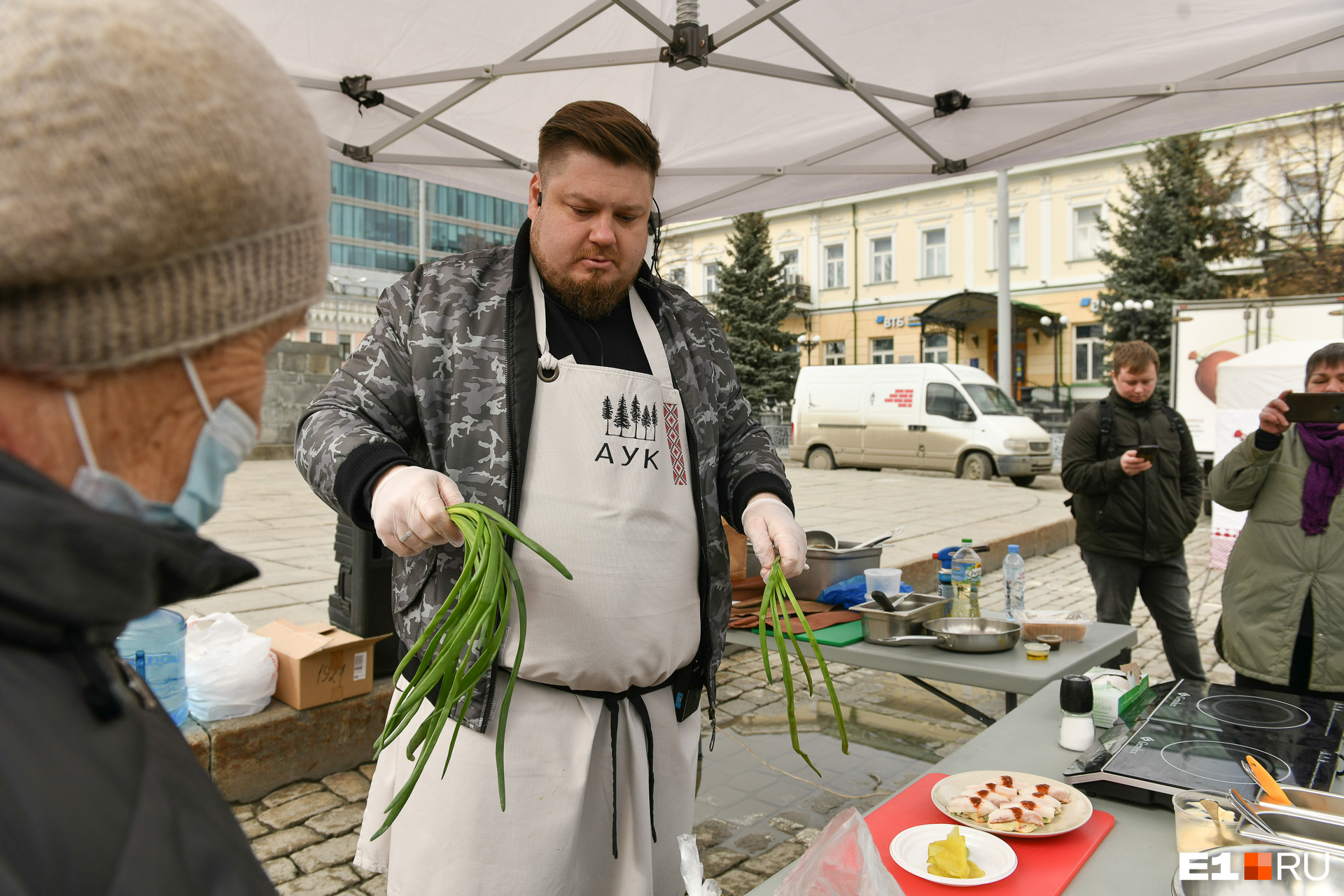 Повар Андрей Бова