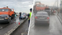 Авария с КАМАЗом и пятью автомобилями поставила в пробку левый и правый берега Красноярска