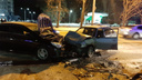 В Екатеринбурге лоб в лоб столкнулись «четырнадцатая» и Toyota