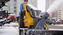 Как я снег в городе чистил. Авторедактор НГС испытал новых снегоуборочных «роботов» — что за техника и спасет ли Новосибирск