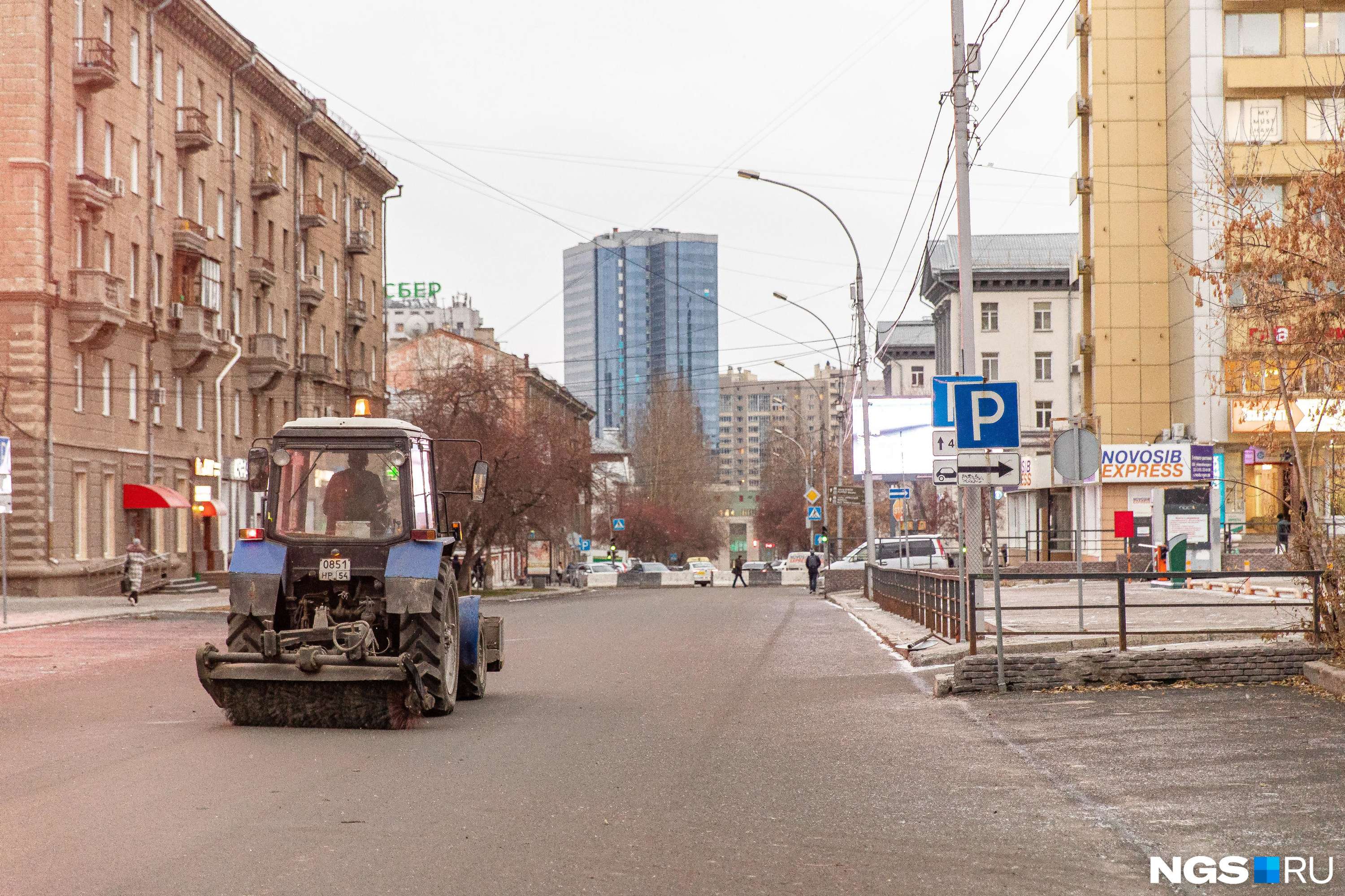 При этом по дороге сможет проезжать спецтранспорт — медицинский, коммунальный и аварийно-спасательных служб При этом по дороге сможет проезжать спецтранспорт — медицинский, коммунальный и аварийно-спасательных служб