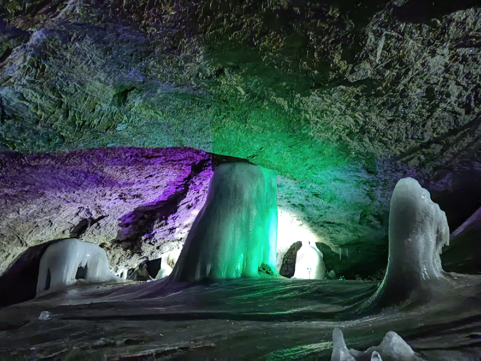 Аскынская ледяная пещера