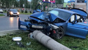 В Архангельске водитель BMW влетел в столб на большой скорости