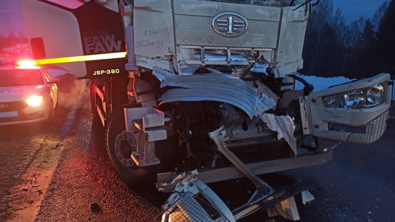 Водитель грузовика устроил массовое ДТП на М-5 в Челябинской области