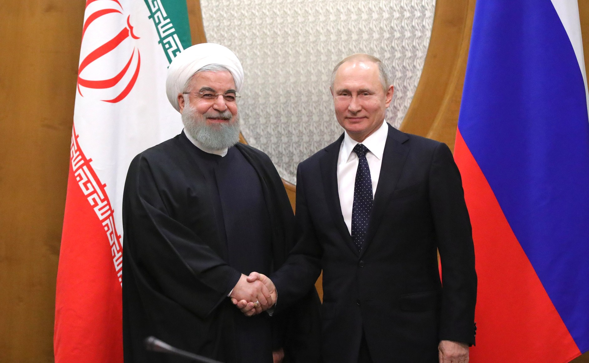 <i class="_">президент Ирана Хасан Рухани и президент России Владимир Путин</i><i class="_"><br /></i>
