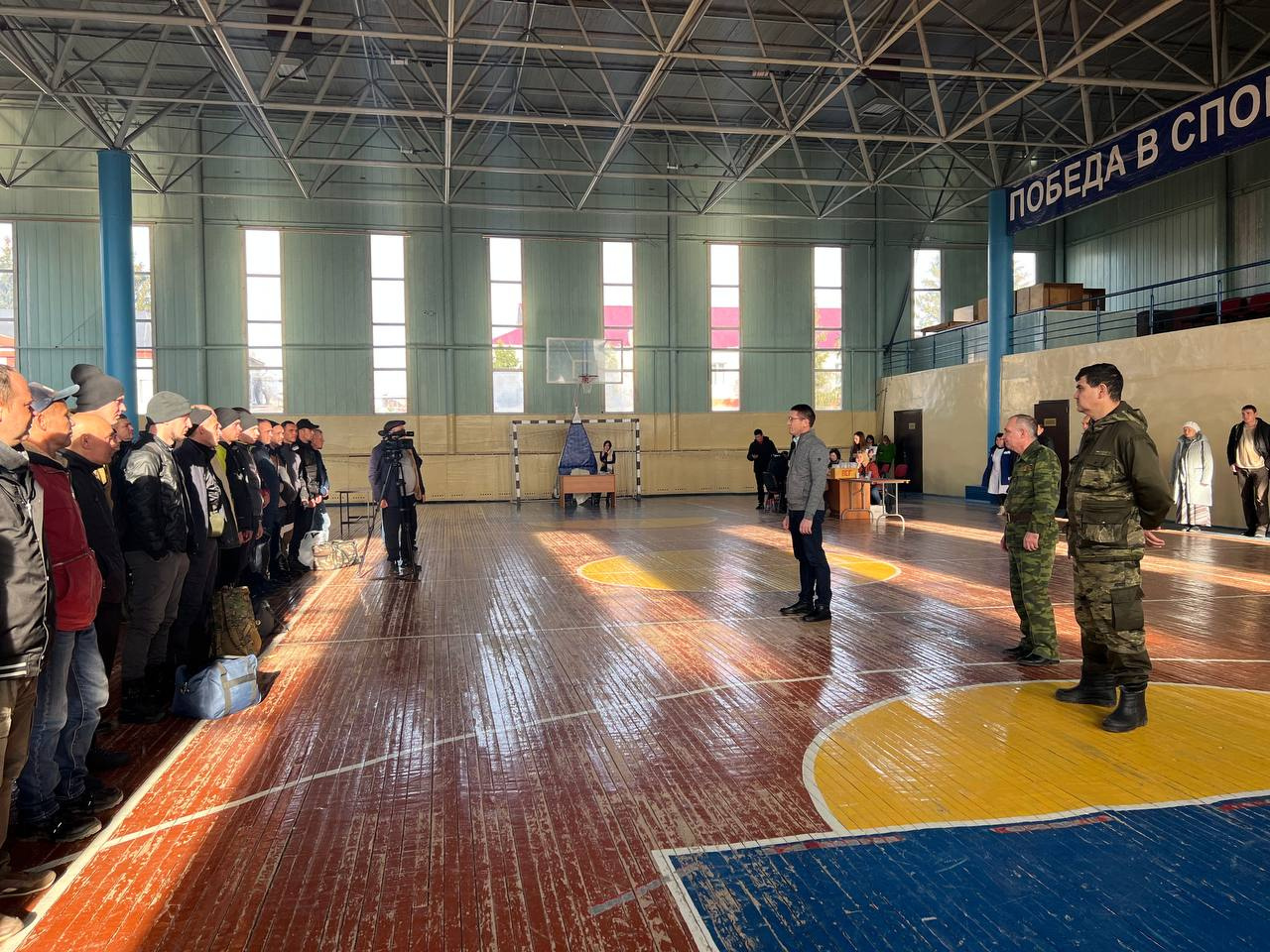 Судя по фото, в Казань 27 октября увезли как минимум 20 мобилизованных
