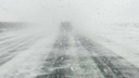 Не проехать не пройти: в Самарской области перекрыли дороги из-за снегопада