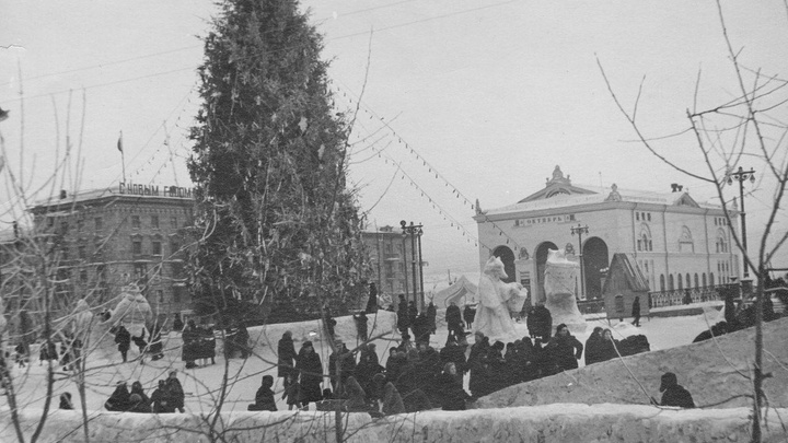 Как гуляли на Новый год в Новокузнецке во времена СССР: 10 ностальгических фото