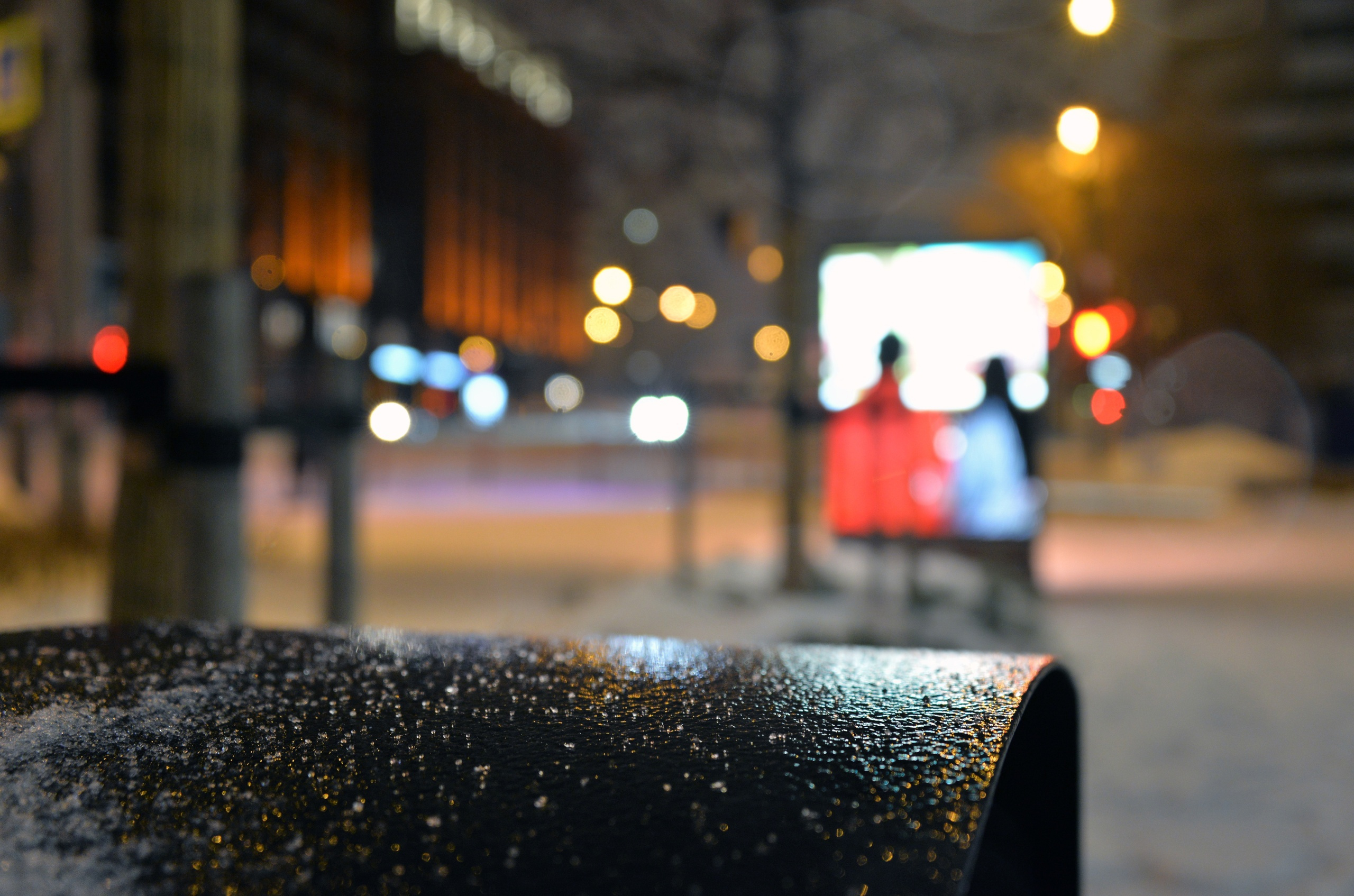 Ice rain. Лед на тротуаре. Праздничный дождь. Ледяной дождь Екатеринбург.