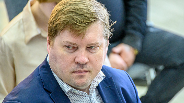 Глава администрации губернатора Забайкалья Колыванов заработал в 2,5 раза меньше, чем предшественник