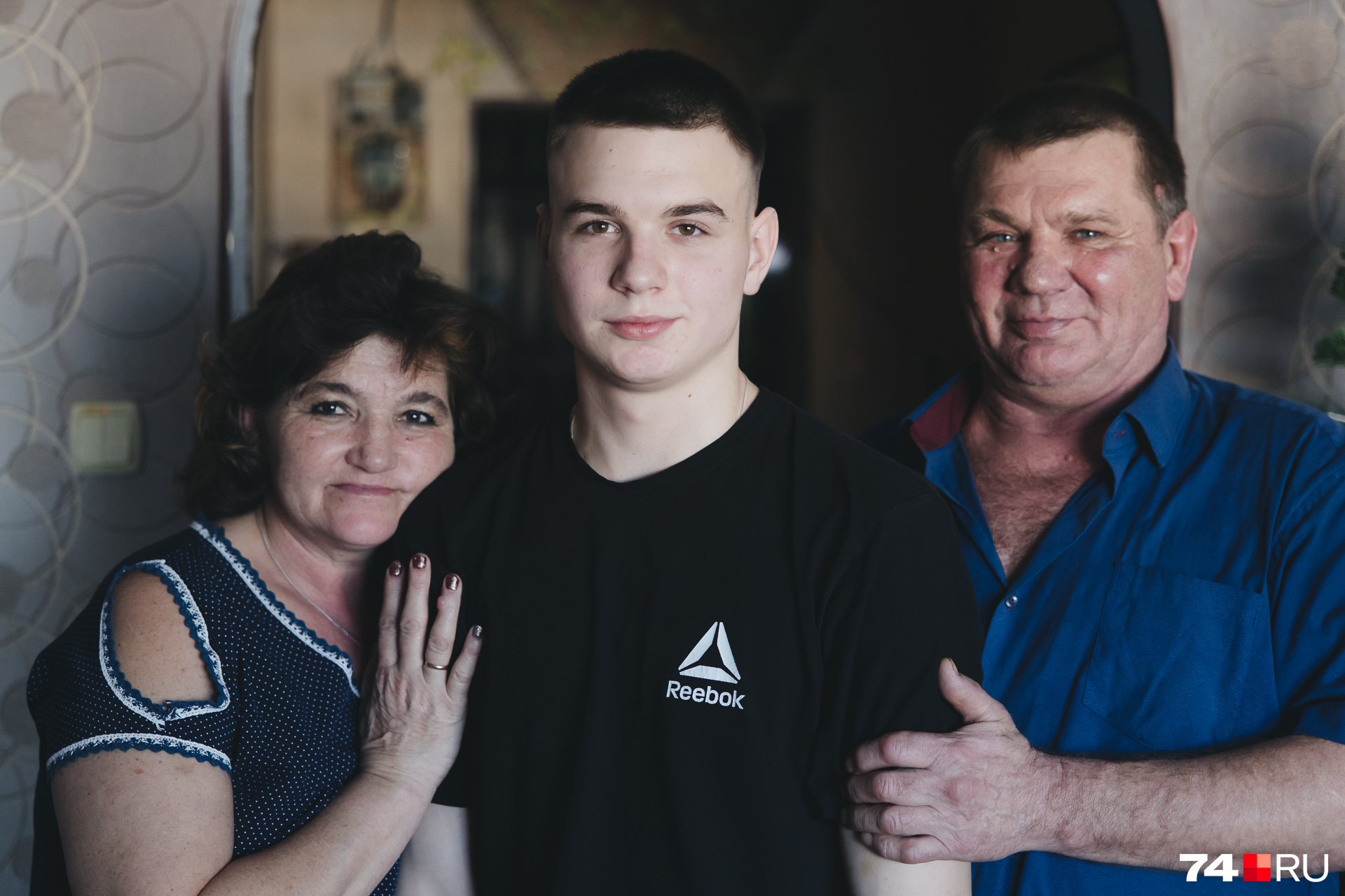 Врачи говорят, Сергею помогло не только современное лечение, но и мощная поддержка родителей