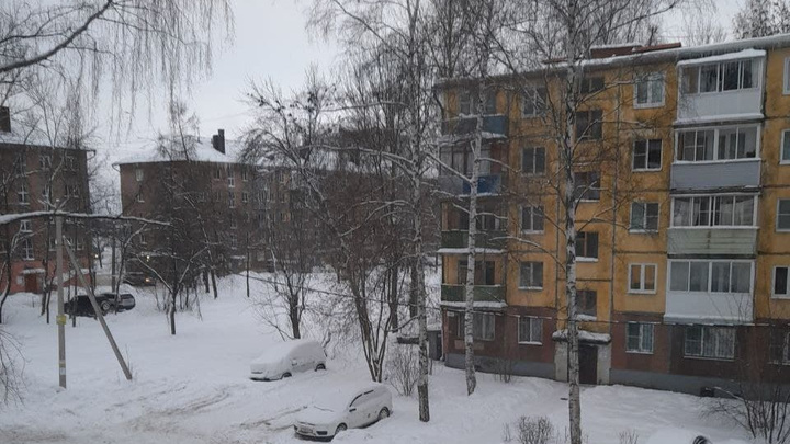 «Детки лежат и трясутся»: в Ярославле почти 150 многоквартирных домов остались без отопления