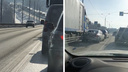 «За час проехали <nobr class="_">2 километра</nobr>»: огромная пробка скопилась на Бердском шоссе