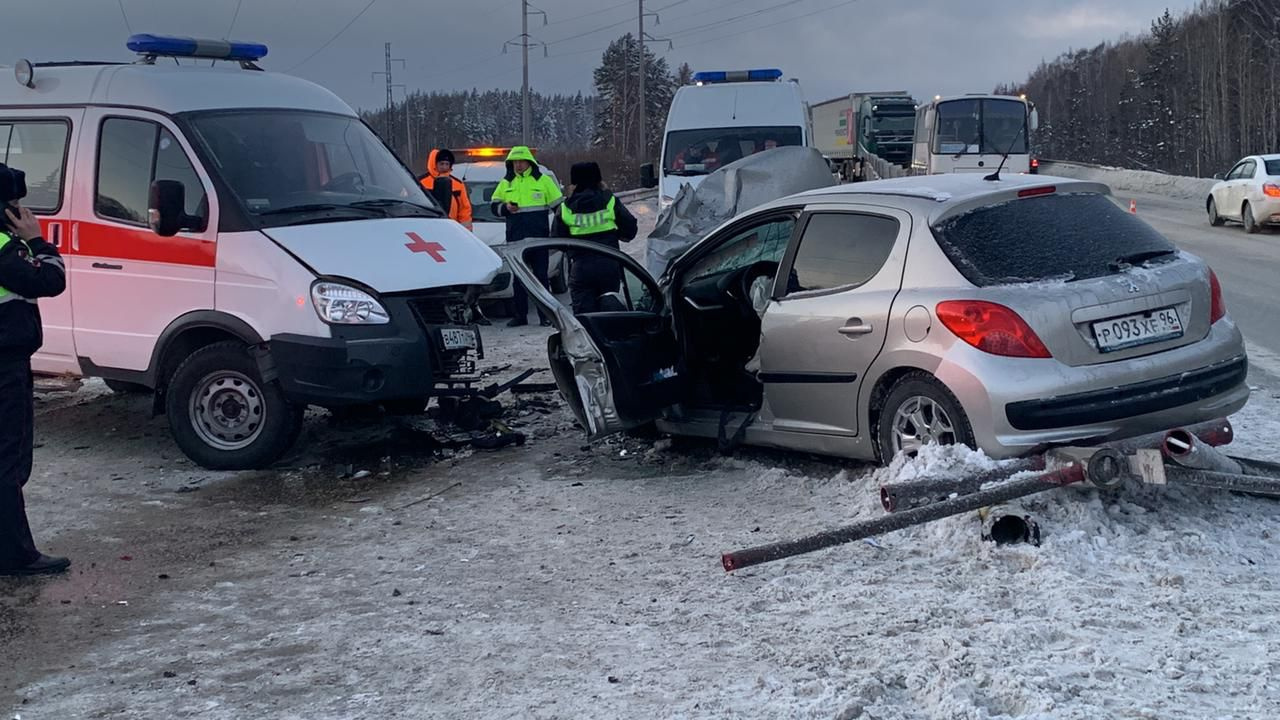 Авария случилась на трассе Екатеринбург — Пермь