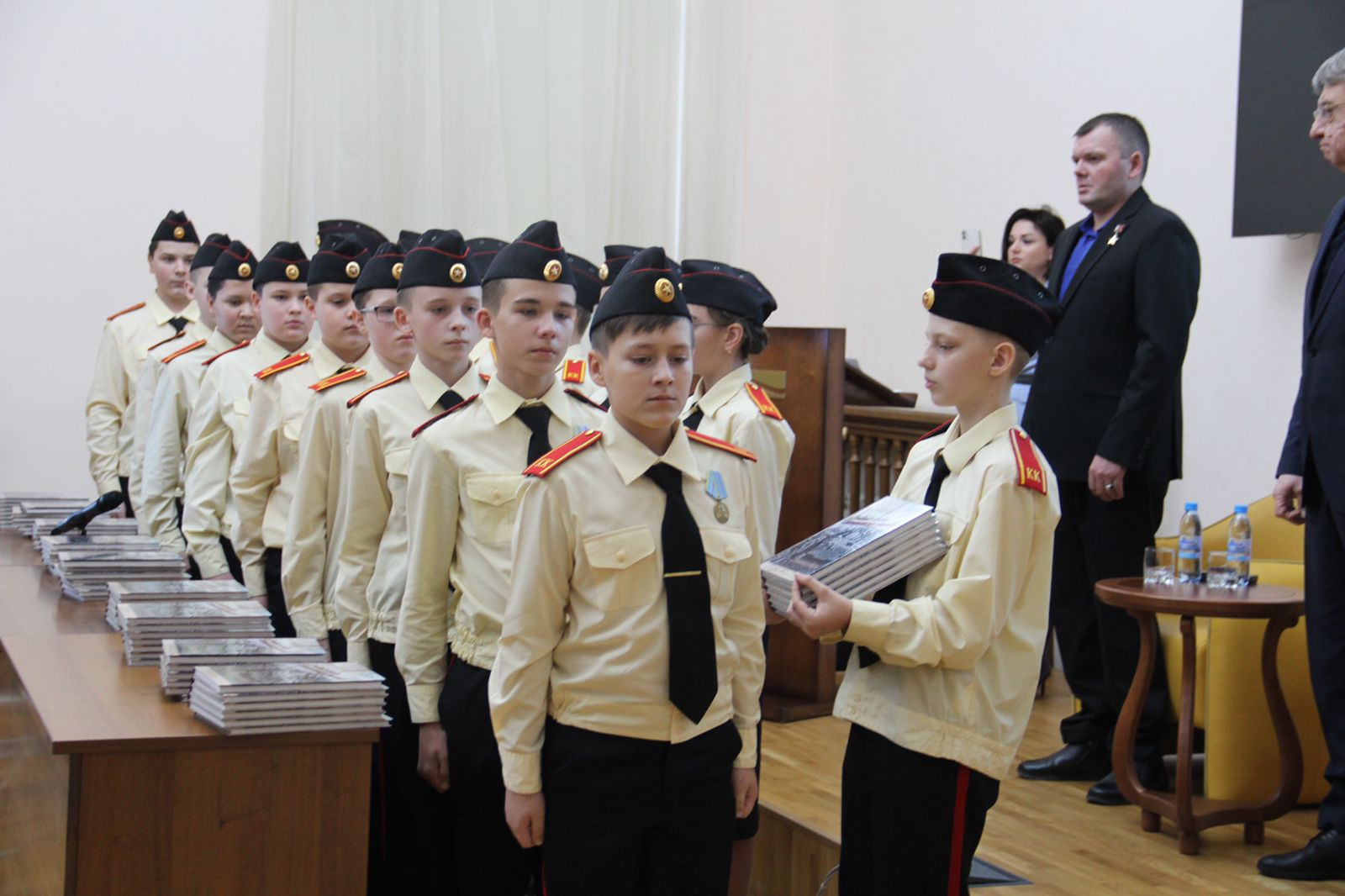 Презентация прошла в библиотеке Белинского Презентация прошла в библиотеке Белинского