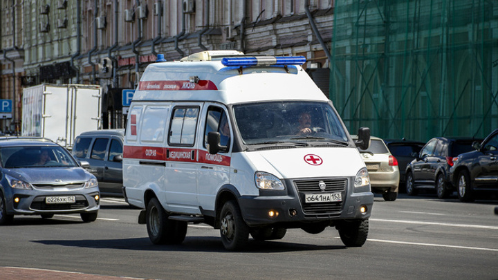 Две иномарки столкнулись в Краснобаковском районе: шесть человек пострадали, один погиб