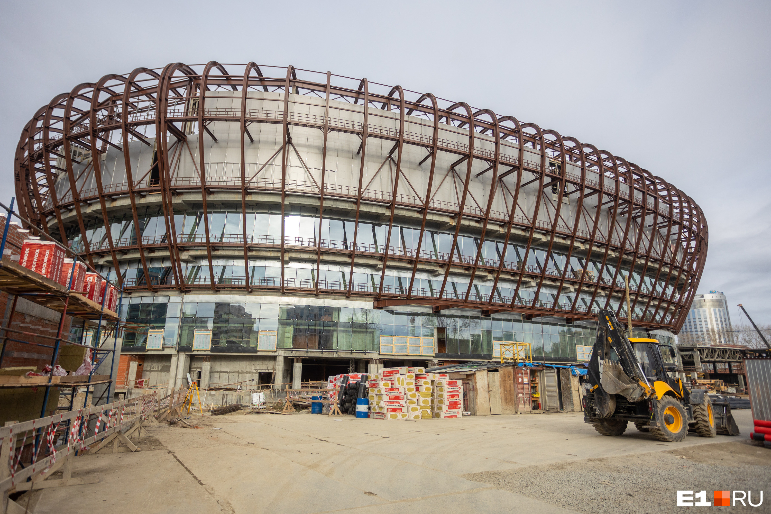 Строительство ледовой арены в Екатеринбурге сдвинули на 2024 год. Рассказываем почему
