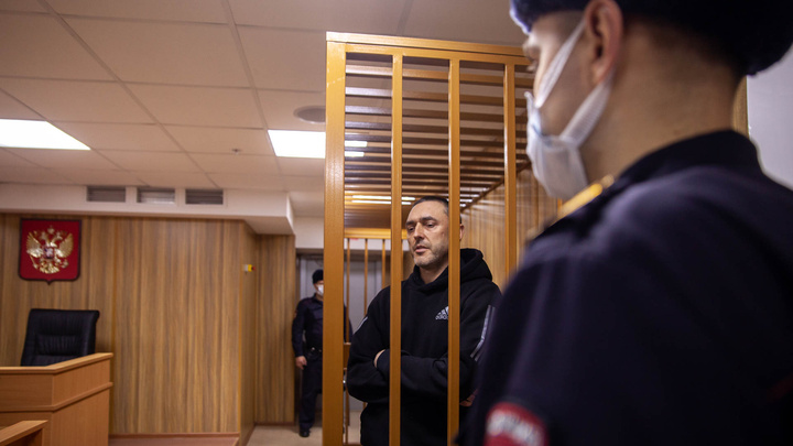 Виталия Бережного, обвиняемого в убийстве Насти Муравьёвой, оставили в СИЗО до конца года