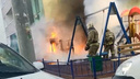 Горела резина: появилось видео пожара с детской площадки в Самаре